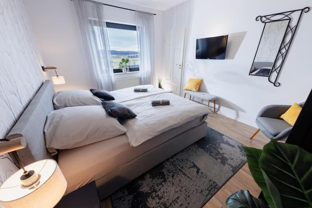 Herresbach Racing-Apartment מראה חיצוני תמונה